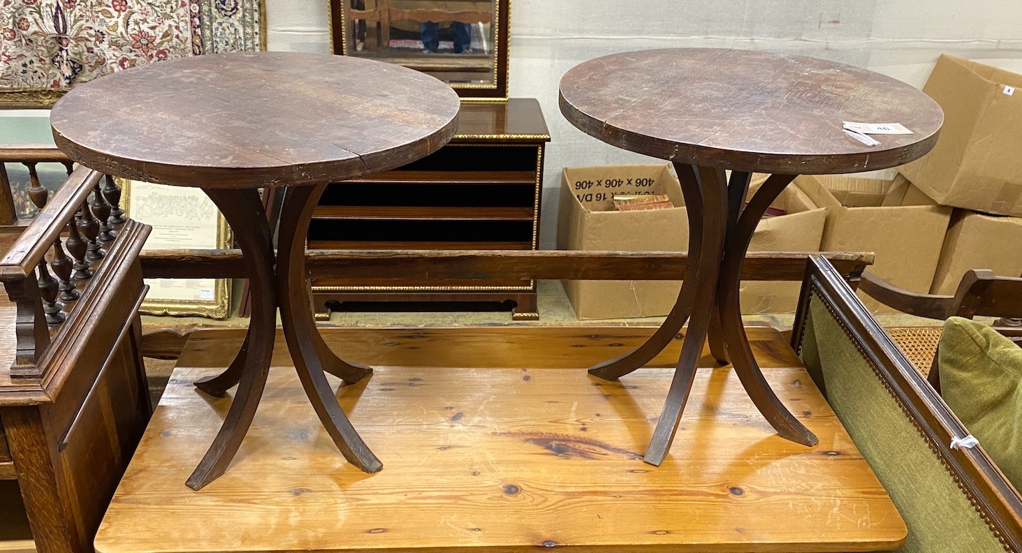 A pair of circular mahogany occasional tables, diameter 48cm, height 50cm